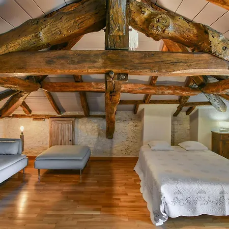 Les Artals بيت للعطل *