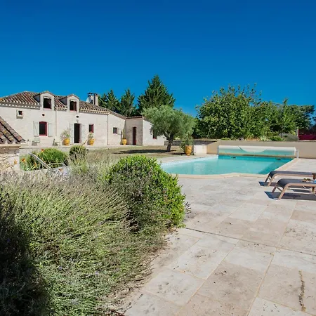 בית נופש Les Artals *