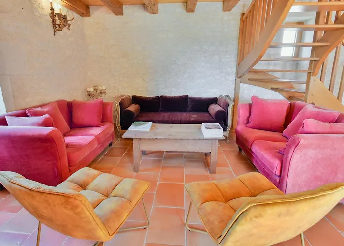 Les Artals בית נופש